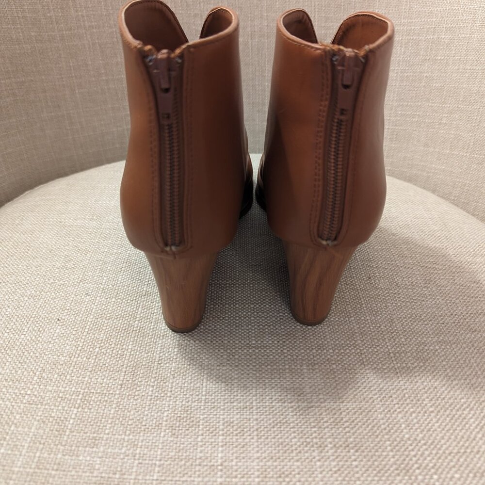 Qupid Cognac Pointed Booties Size 8.5 - image 4